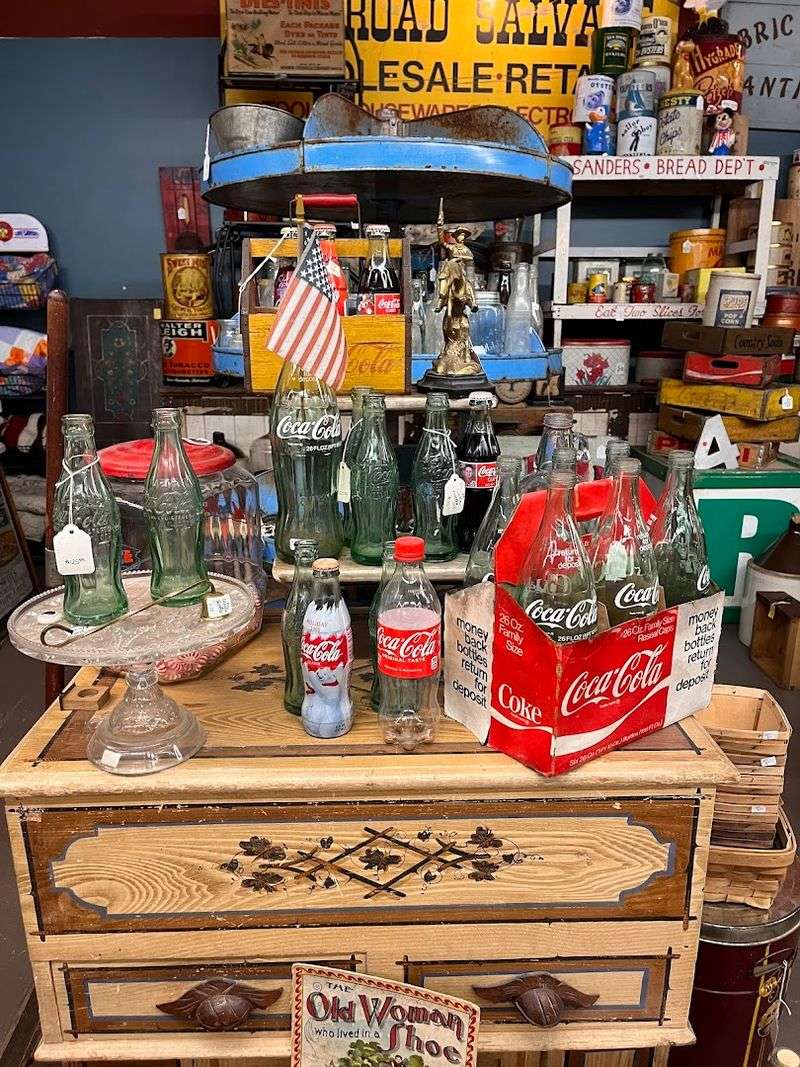 Lose Yourself Among The Treasures Inside This Massive New York Antique Warehouse - Decor Hint Collectibles And Curiosities