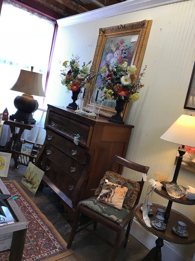 A Charming Downtown Greensboro Setting