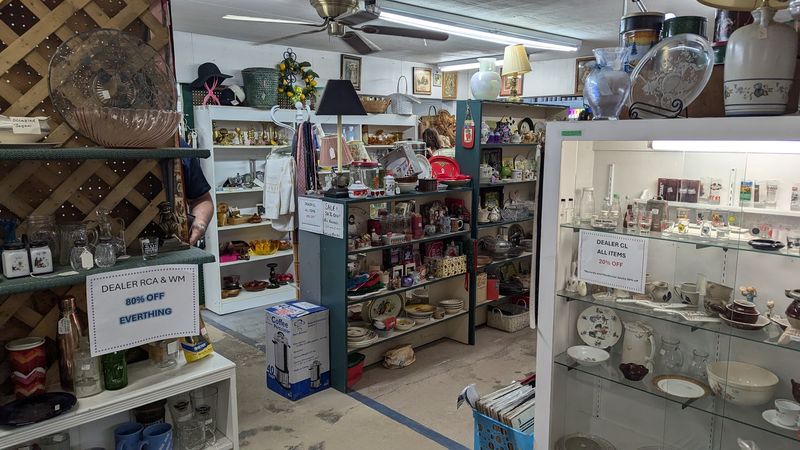 The Waldo Antique Village Next Door Is A Bonus Destination