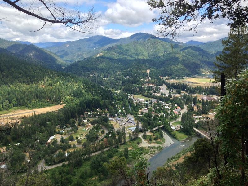 12 California Places With Names So Unusual They Already Sound Worth Visiting - Decor Hint Happy Camp, Siskiyou County