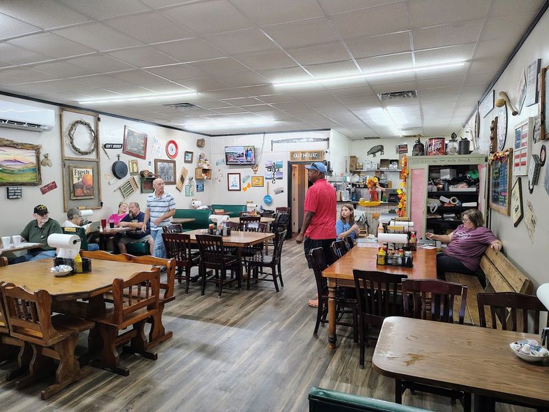 People Drive From All Over Georgia For Big Country Breakfasts At This Simple Mountain Restaurant - Decor Hint A Loyal Local Following That Tells You Everything