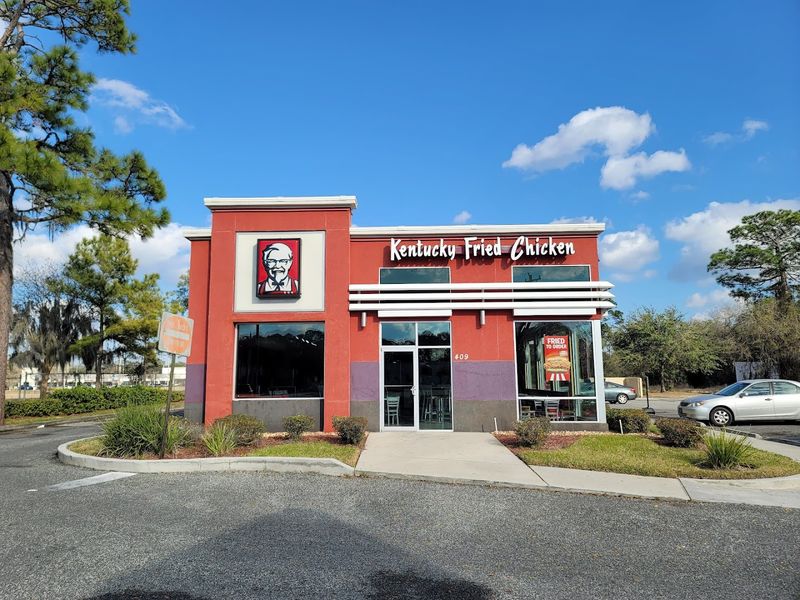Local Dining And Shopping That Respects Your Wallet