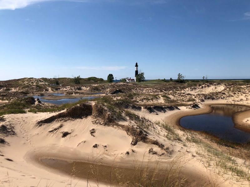 11 Michigan Road Trip Destinations That Cost Very Little But Feel Priceless - Decor Hint Ludington State Park
