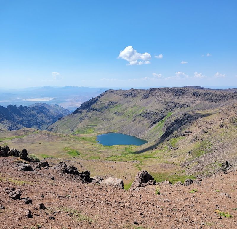 11 Oregon Mountain Views That Feel Almost Too Beautiful To Be Real - Decor Hint Steens Mountain Summit Trailhead