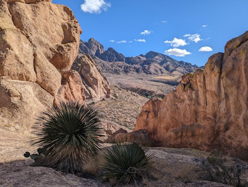 The New Mexico Hike Where A Desert Spring And Forgotten Ruins Wait At The End - Decor Hint Best Time To Go And What To Bring