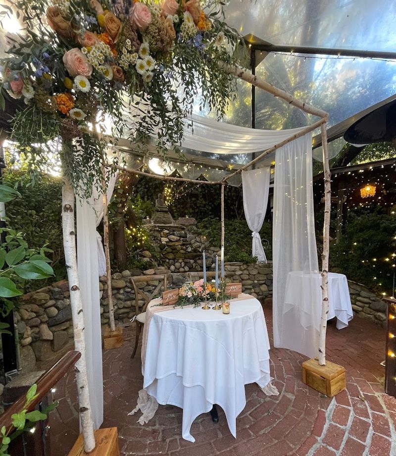 This Dreamy California Restaurant Lets You Dine Beneath Grand Sycamore Trees - Decor Hint A Longtime Topanga Favorite