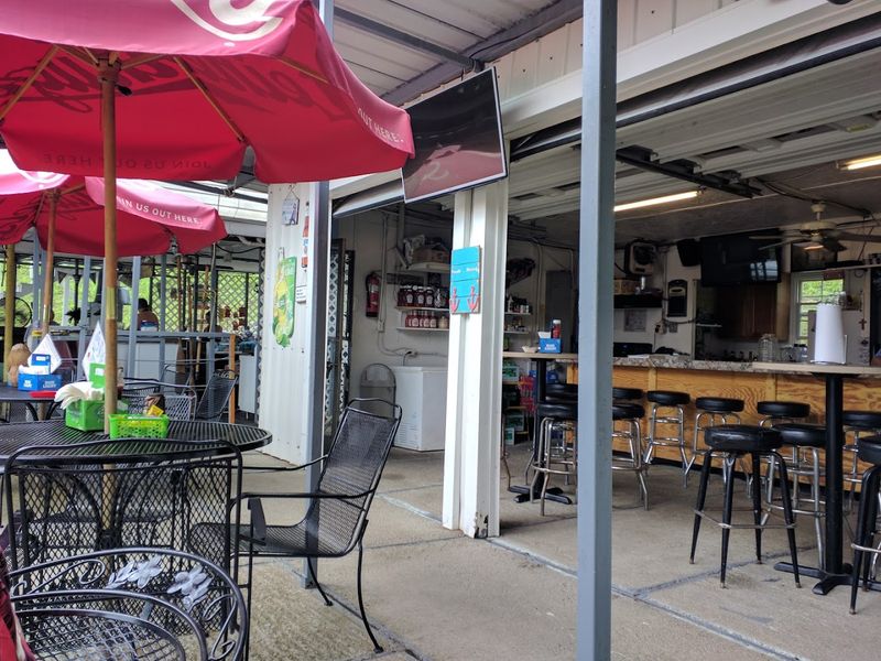 Benson Valley Marina And Willie's Restaurant