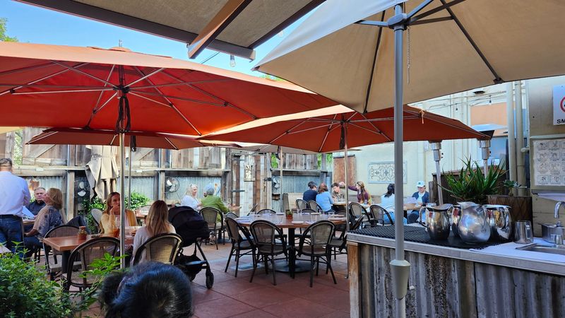 The Girl & the Fig, Sonoma Plaza