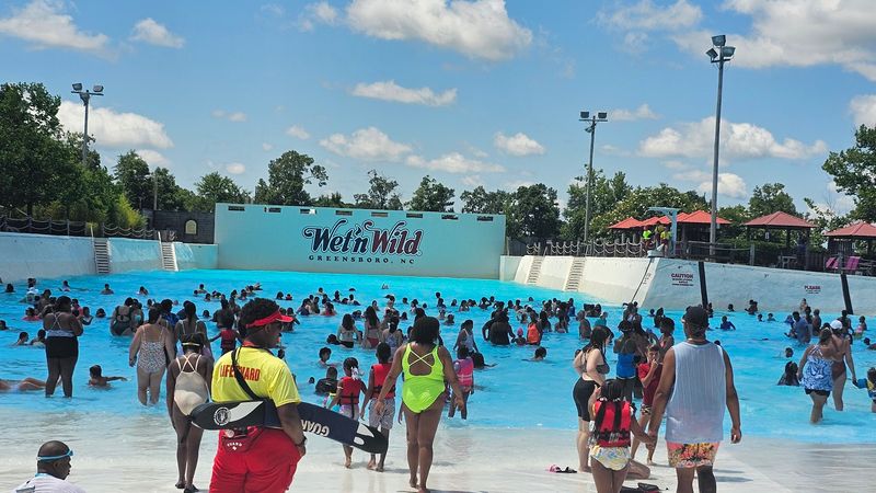 Thunder Bay Gives Families The Classic Water-Park Moment