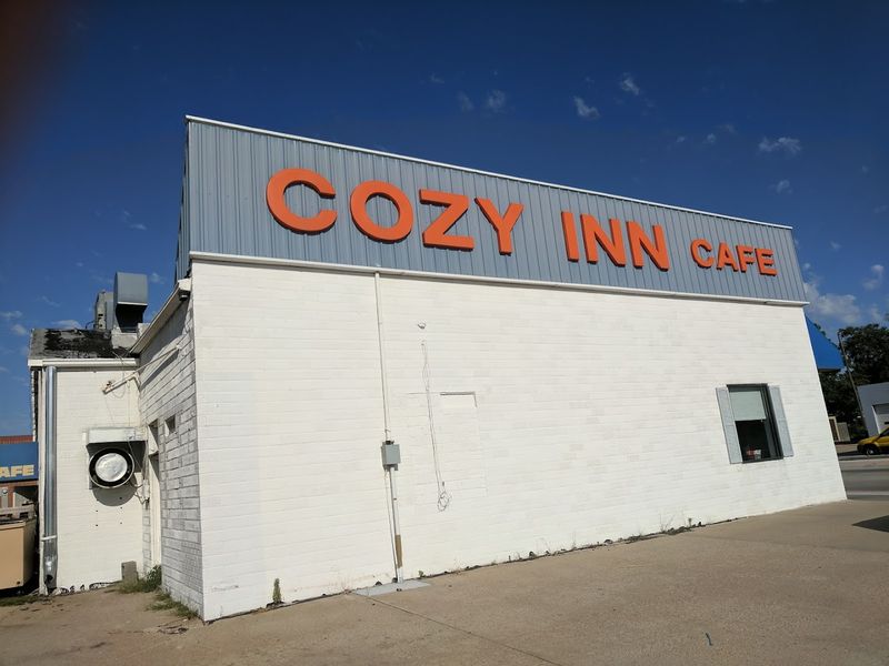 We Found A Cozy Nebraska Diner That Still Serves An Old-Fashioned Breakfast - Decor Hint A Diner That Has Been Around Since 1983