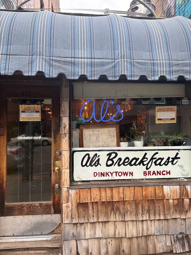 This Tiny Minnesota Breakfast Spot Is Getting Big Love For Its Morning Plates - Decor Hint Tips For Your First Visit To This Minneapolis Breakfast Institution