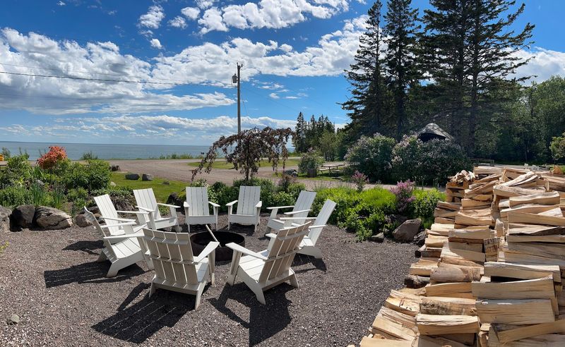 Why This Cafe Deserves A Spot On Your North Shore Itinerary