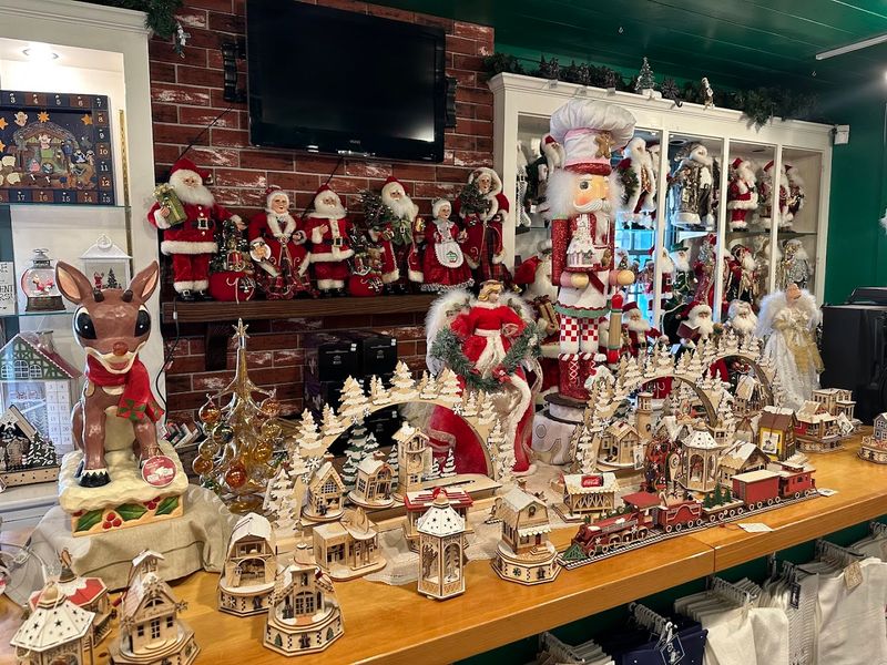 When To Visit For A Cheerful Shopping Break