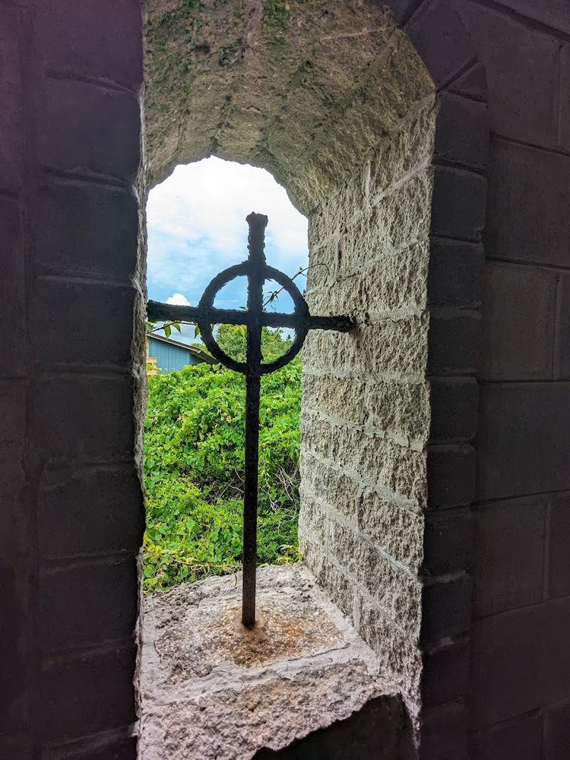 The Breathtaking Castle In Florida That's Absolutely Worth The Drive - Decor Hint The Spiritual Dimension That Adds Real Meaning