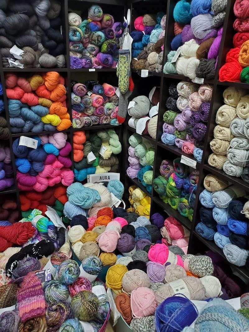 Small Shop, Big Color