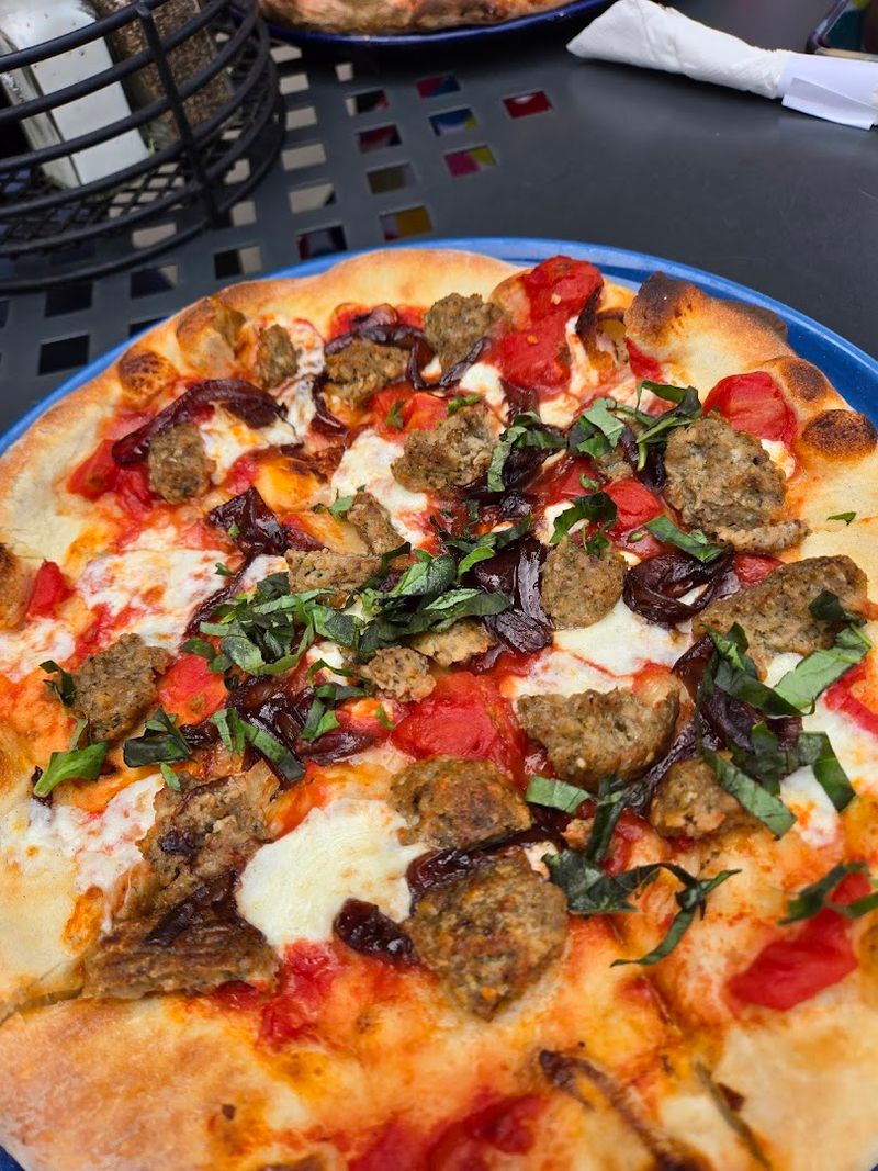 Il Vicino Wood Oven Pizza