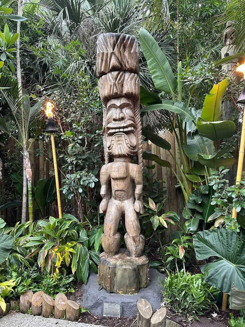 The Florida Restaurant That Turned Polynesian Culture Into An Unforgettable Night Out - Decor Hint The Cultural Respect Woven Into Every Detail