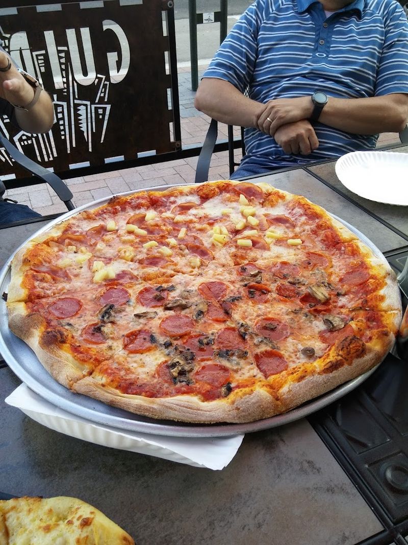 Great Pizza Keeps Idaho Crowds Squeezing Into This Humble Little Joint - Decor Hint Jumbo Slices That Mean Business