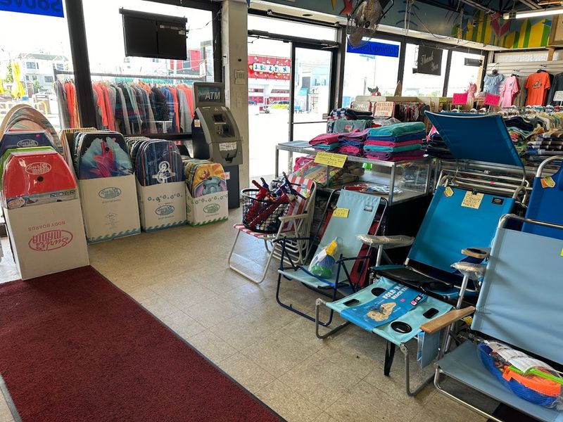 This Massachusetts Beachside Discount Store Is Packed With Bargains Locals Love - Decor Hint Seasonal Finds And Rotating Stock That Reward Regular Visits
