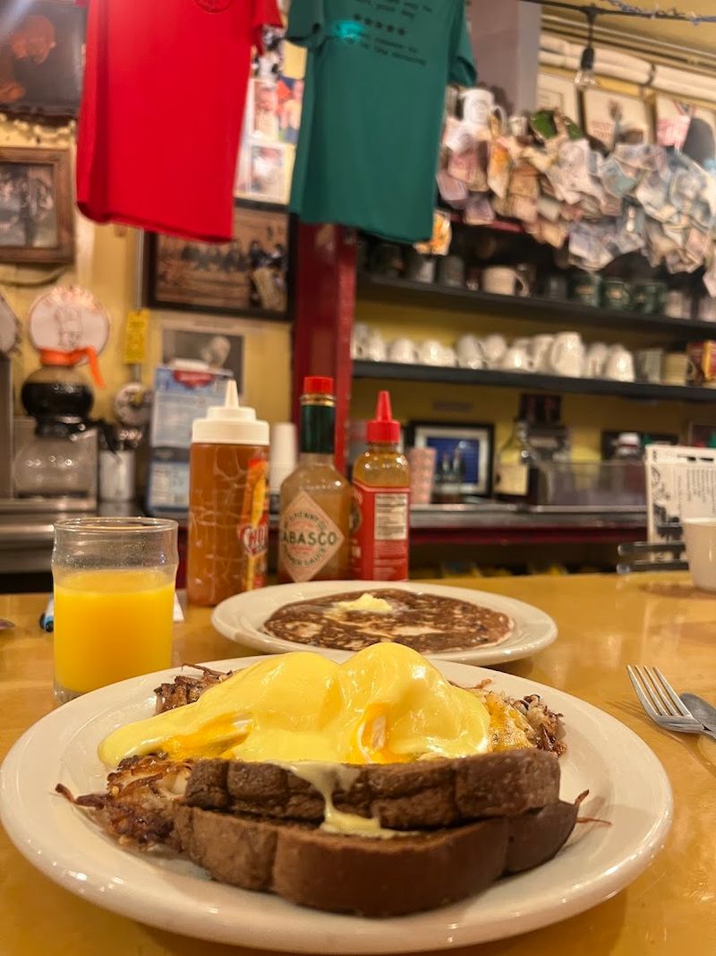 This Tiny Minnesota Breakfast Spot Is Getting Big Love For Its Morning Plates - Decor Hint What Keeps People Coming Back Year After Year