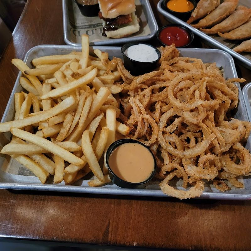 This Connecticut Restaurant Is Actually A Former Jail With A Fascinating Past - Decor Hint When To Go For A Memorable Dinner