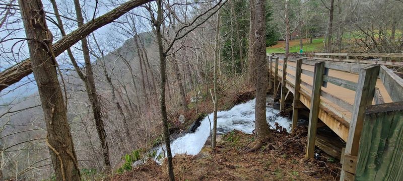 Rest Platforms That Make The Climb Manageable