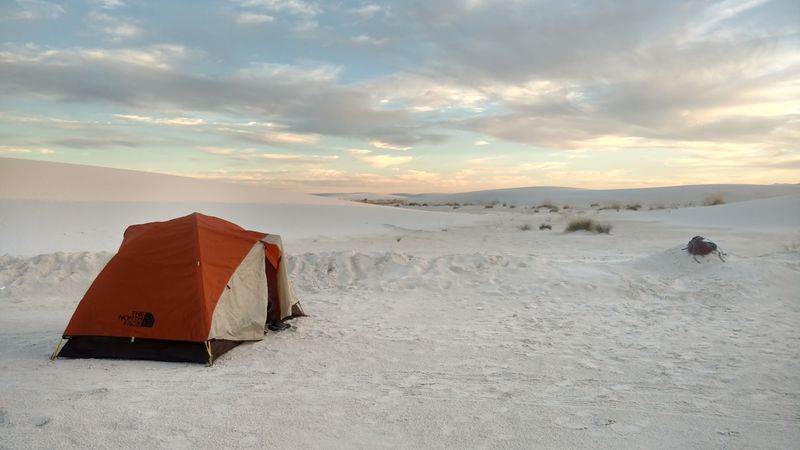 New Mexico's Largest National Park Feels Like Walking Across Another Planet - Decor Hint Sleeping Under The Stars In The Dunes