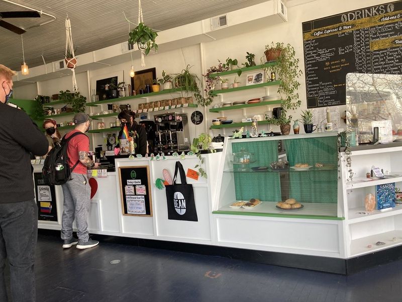 14 Louisville, Kentucky Brunch Spots That Are Absolutely Worth The Weekend Wait - Decor Hint Bean Roastery And Cafe