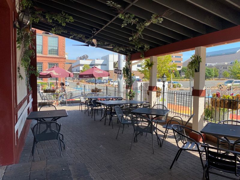 Red Rock Tavern, Hartford