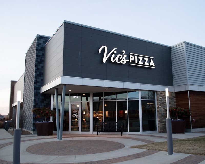 Vic's Pizza, Lincoln