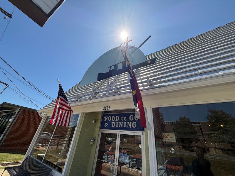 Durham's Tiny Seafood Joint Makes The Drive Feel Very Reasonable