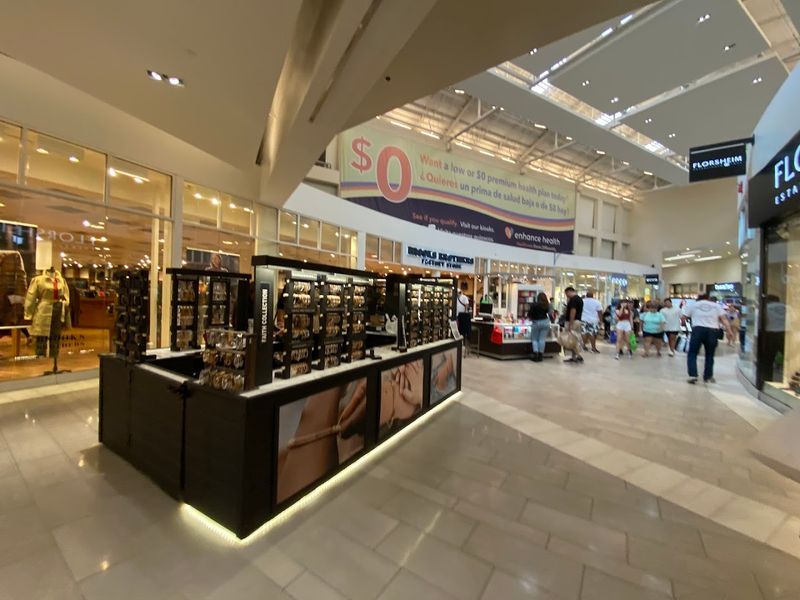 The Mall That Earns Its Reputation