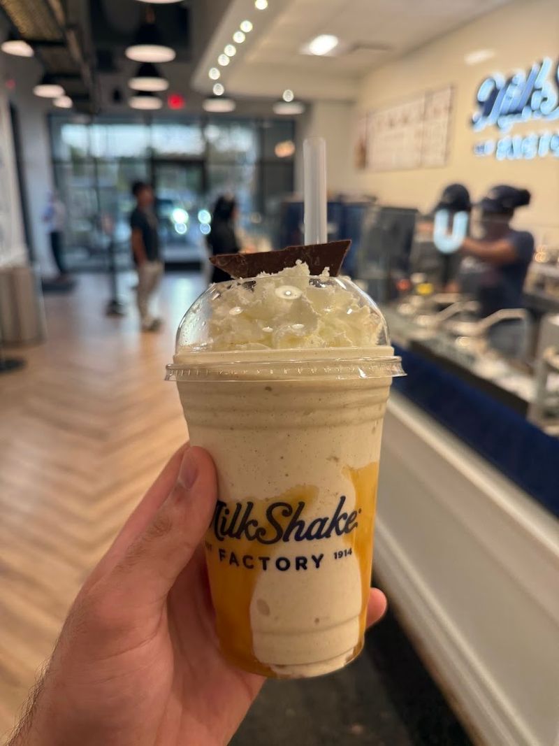 The Sweetest Nostalgia In Indiana Is Found At These 9 Ice Cream Shops - Decor Hint MilkShake Factory Nora