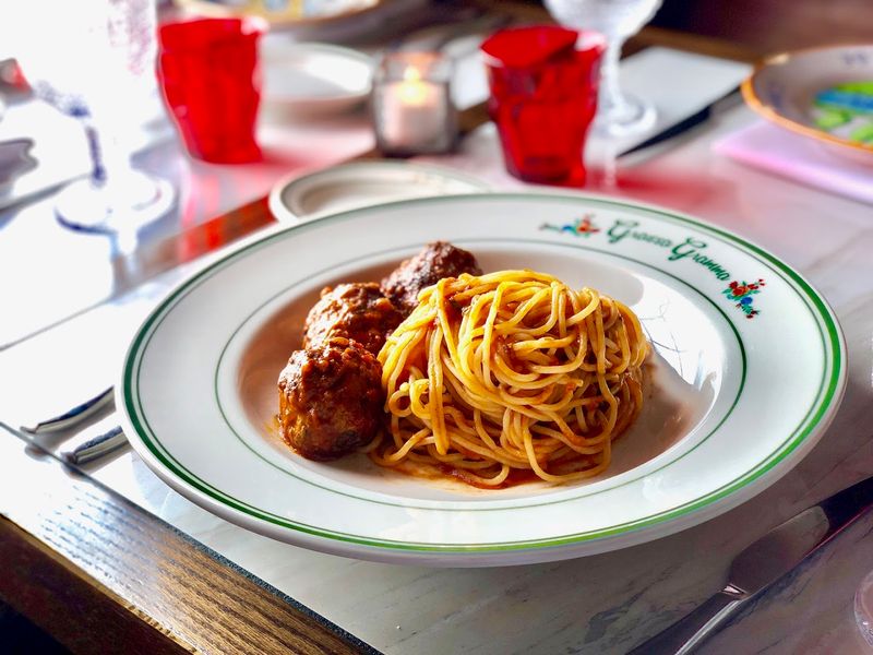 The Ultimate Italian Food Lovers Destination Hidden Inside A Kentucky Plaza - Decor Hint r72rqjAaYVrCQG y - Decor Hint