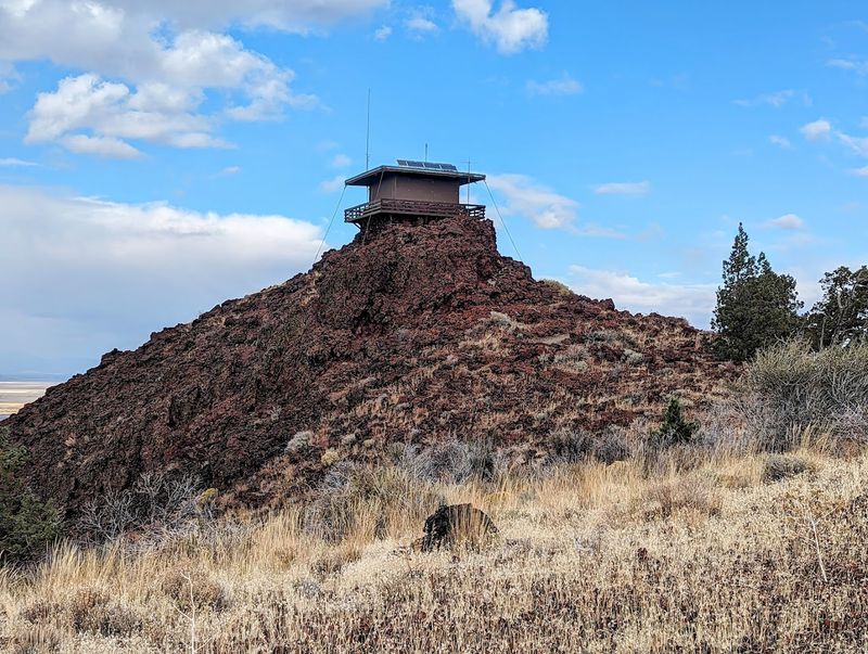 Lava Beds National Monument, Tulelake