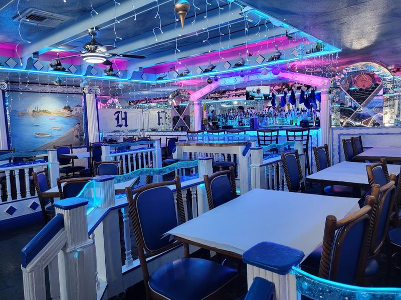 10 Greek Restaurants In Florida Every Food Lover Should Go To In 2026 - Decor Hint Hellas Restaurant & Bakery, Tarpon Springs