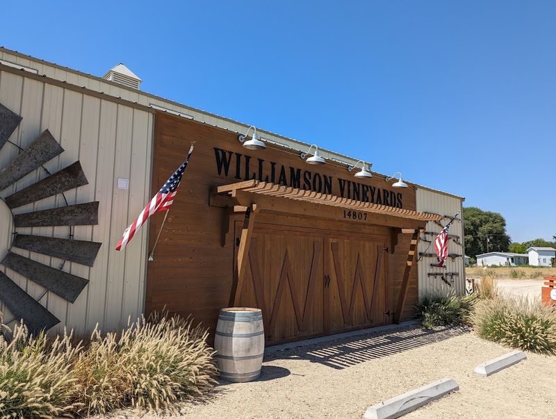 Williamson Orchards & Vineyards, Caldwell