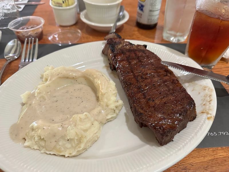 The Beef House, Covington
