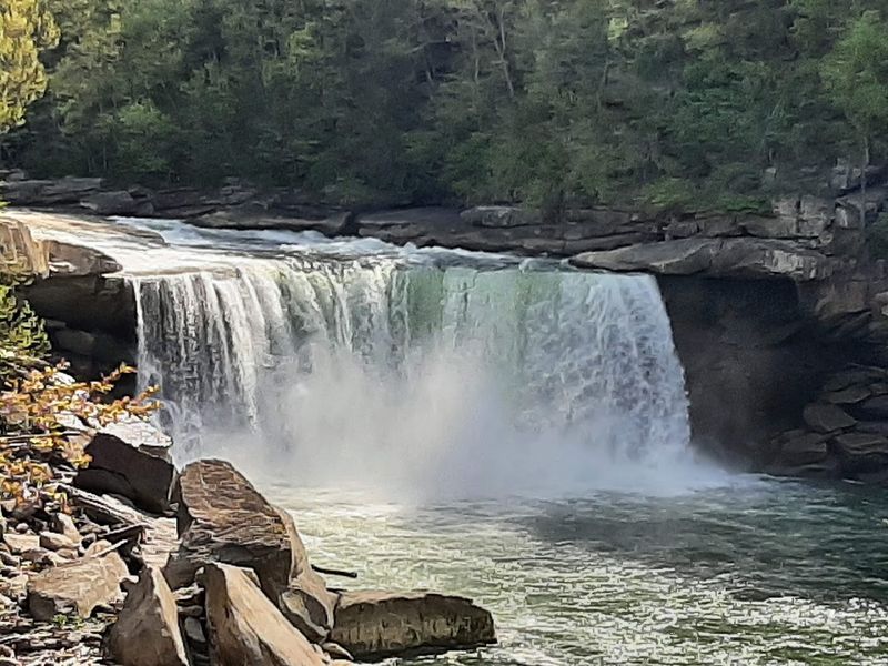 10 Kentucky State Parks So Gorgeous They Could Easily Rival National Parks - Decor Hint Cumberland Falls State Resort Park