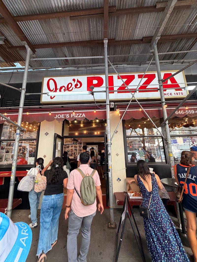 Joe's Pizza