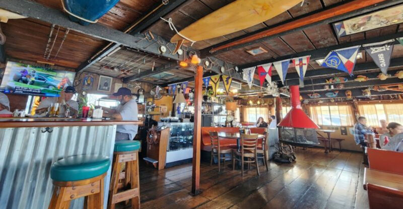 10 Southern California Seafood Shacks Locals Visit Mainly For The Chowder