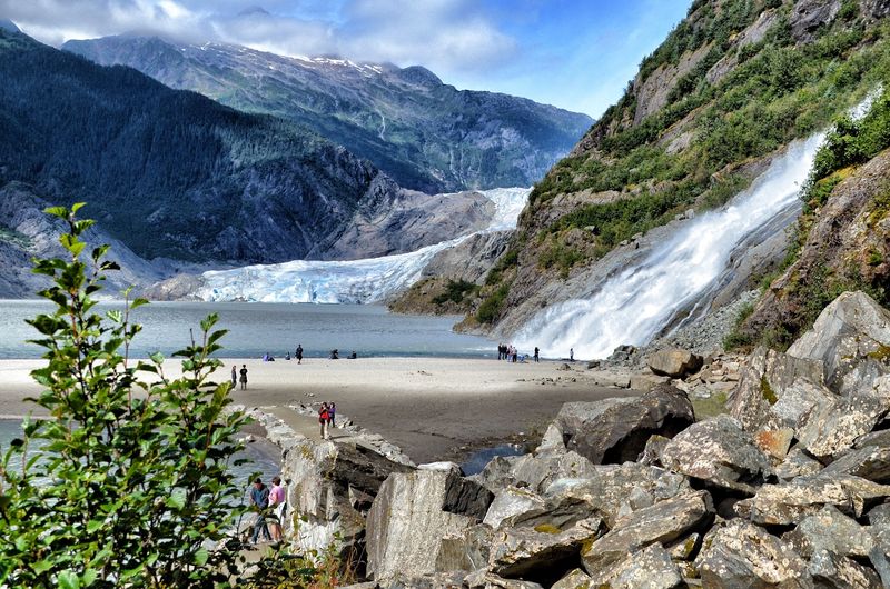 11 Fun Things To Do In Juneau, Alaska On Your Next Visit - Decor Hint Mendenhall Glacier And Nugget Falls