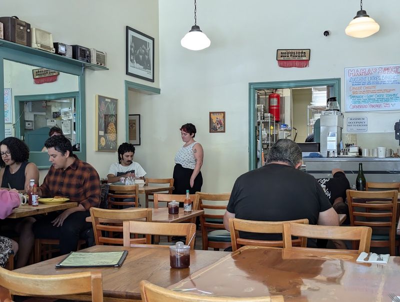 Mama's Royal Cafe, Oakland