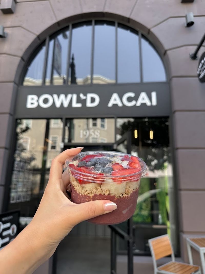 12 California Cafés Serving Acai And Smoothie Bowls That Look Almost Too Good To Eat - Decor Hint Bowl'd Açai, San Francisco, California