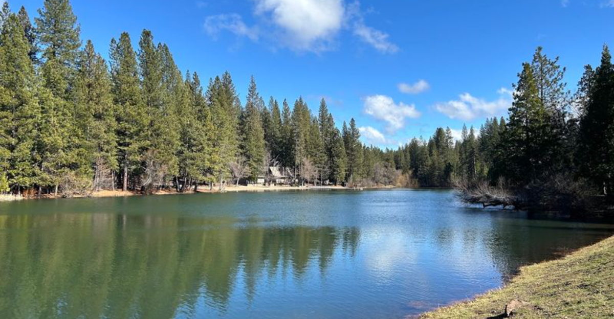 13 California Mountain Towns Where Summer Heat Barely Stands A Chance - Decor Hint