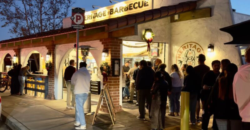 13 Southern California Restaurants That Stay Packed Without Spending A Dime On Advertising