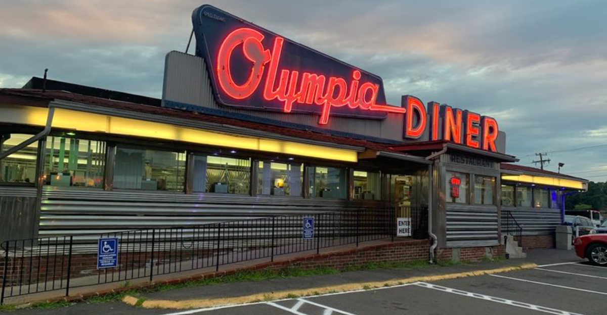 14 Connecticut Restaurants Serving The Comfort Food Generation X Grew Up Loving - Decor Hint