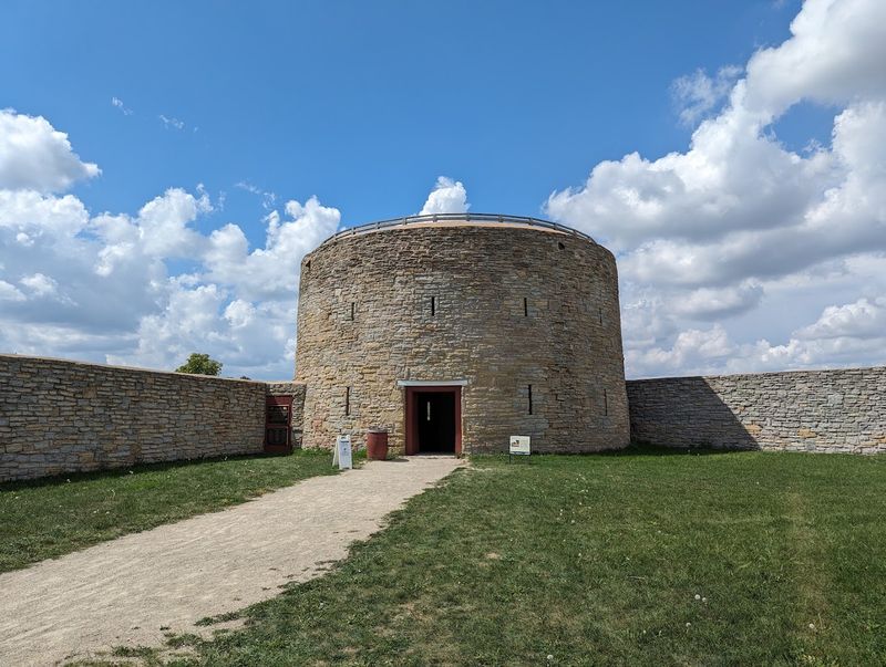 8 Beautiful Places Across Minnesota Filled With History And Culture - Decor Hint Historic Fort Snelling, St. Paul