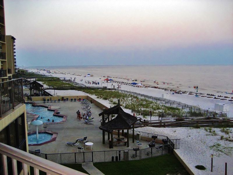 9 Alabama Coast Towns Where The Crowds Never Really Leave - Decor Hint Gulf Shores