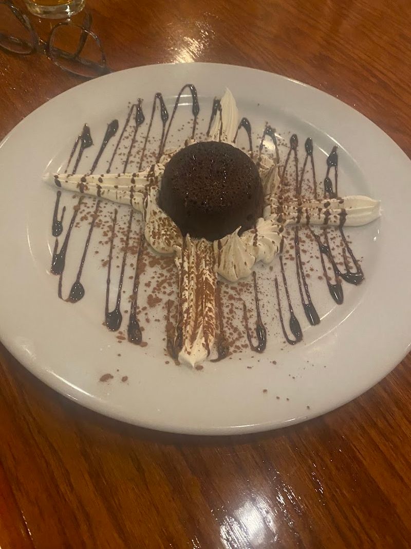 The Filet Mignon At This North Carolina Steakhouse Is So Tender, It's Worth The Drive - Decor Hint By Dessert, The Drive Starts Sounding Pretty Reasonable